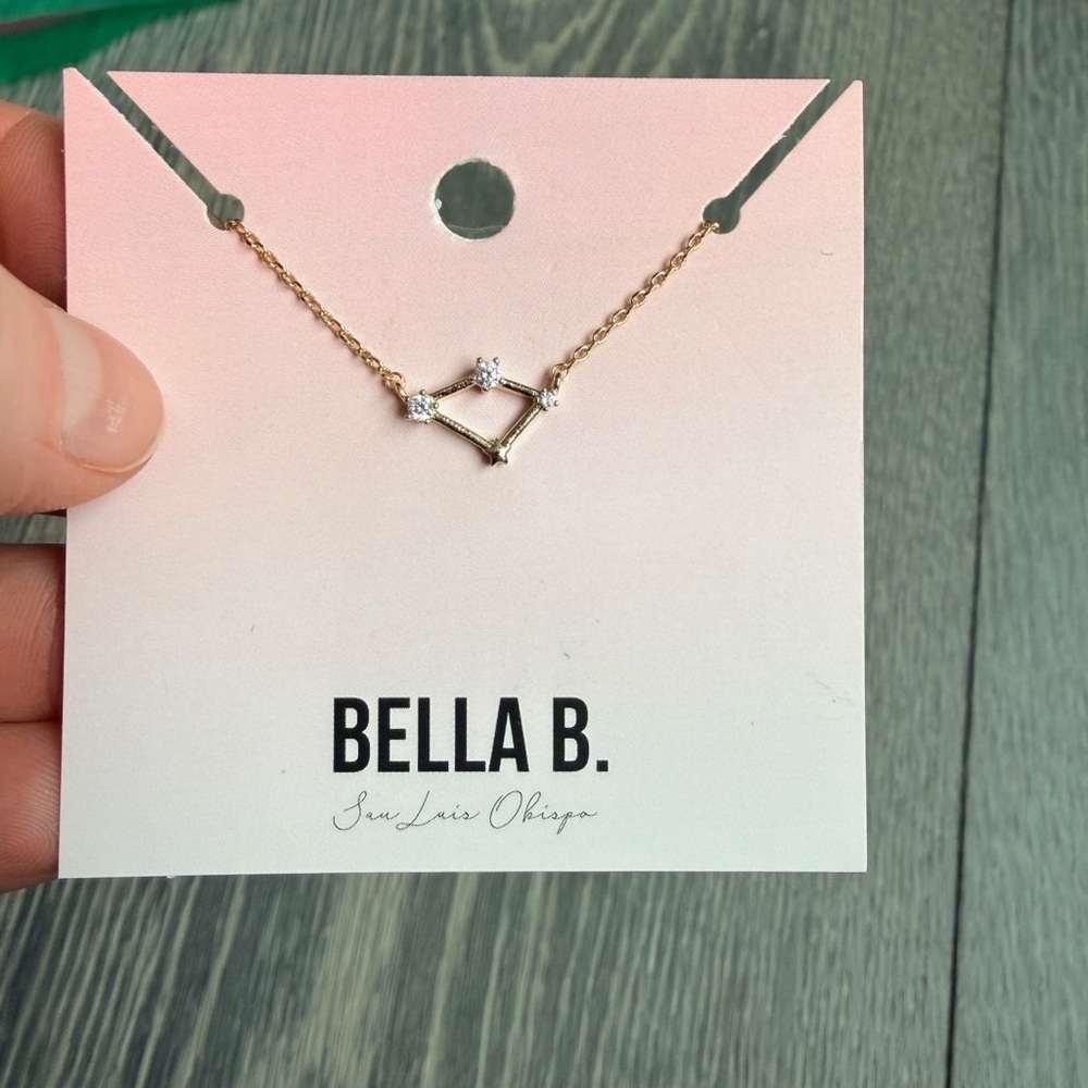 Libra Zodiac Rhinestone Constellation Necklace in Gold